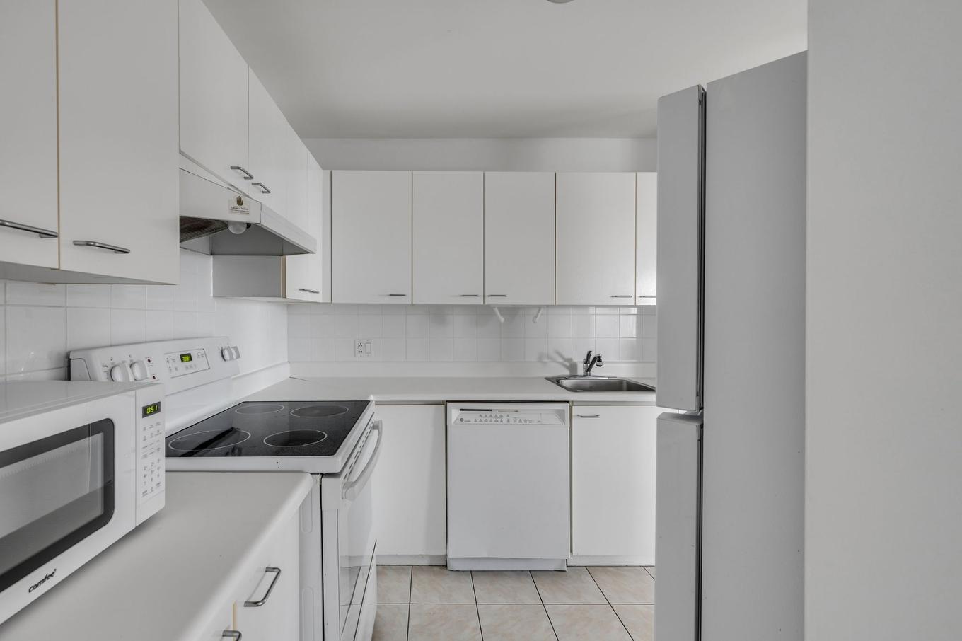 Kitchen - 309-3455 Rue Clemenceau, Québec (Beauport), QC - Indoor Photo Showing Kitchen