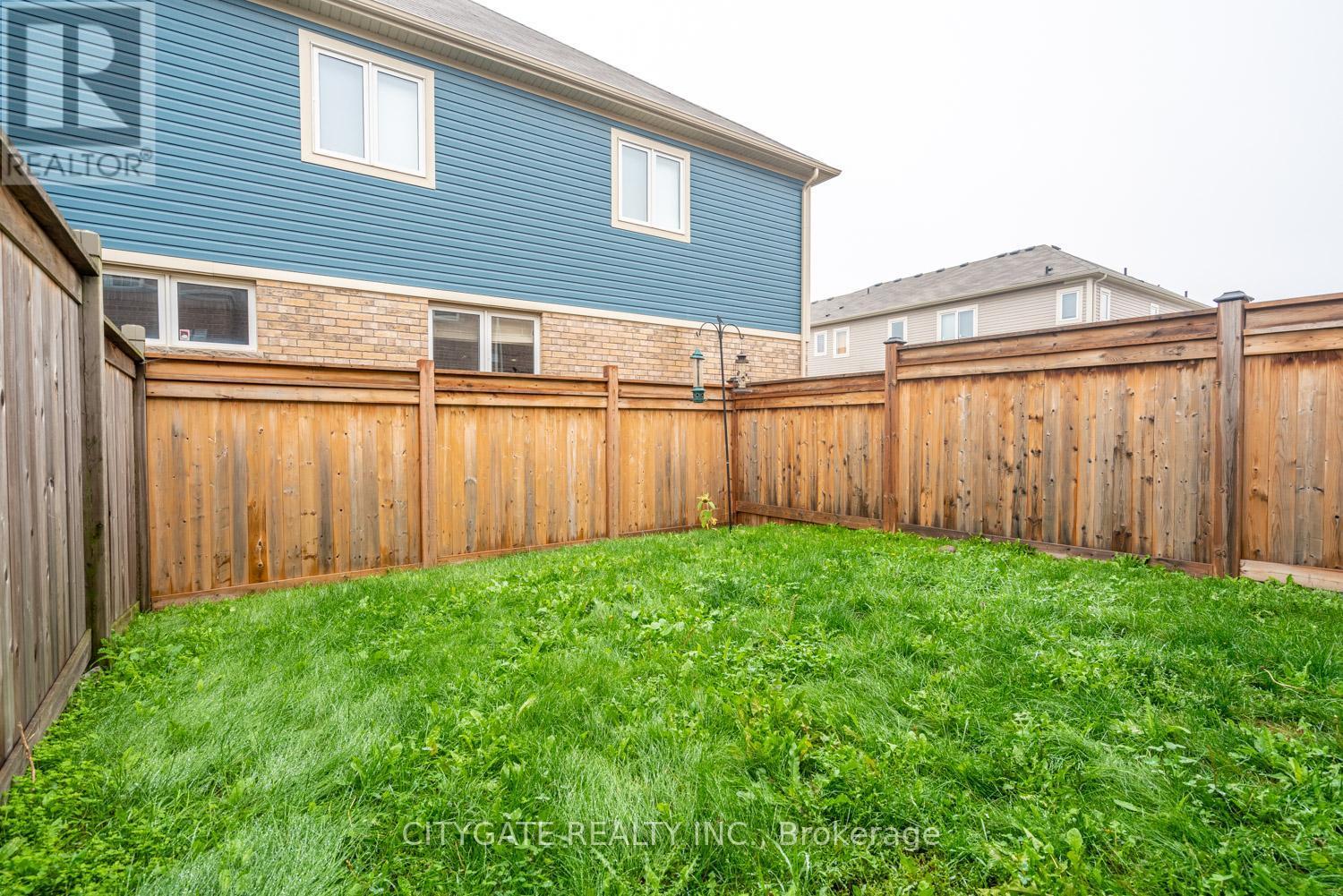 69 Mcmonies Drive, Hamilton, ON - Outdoor