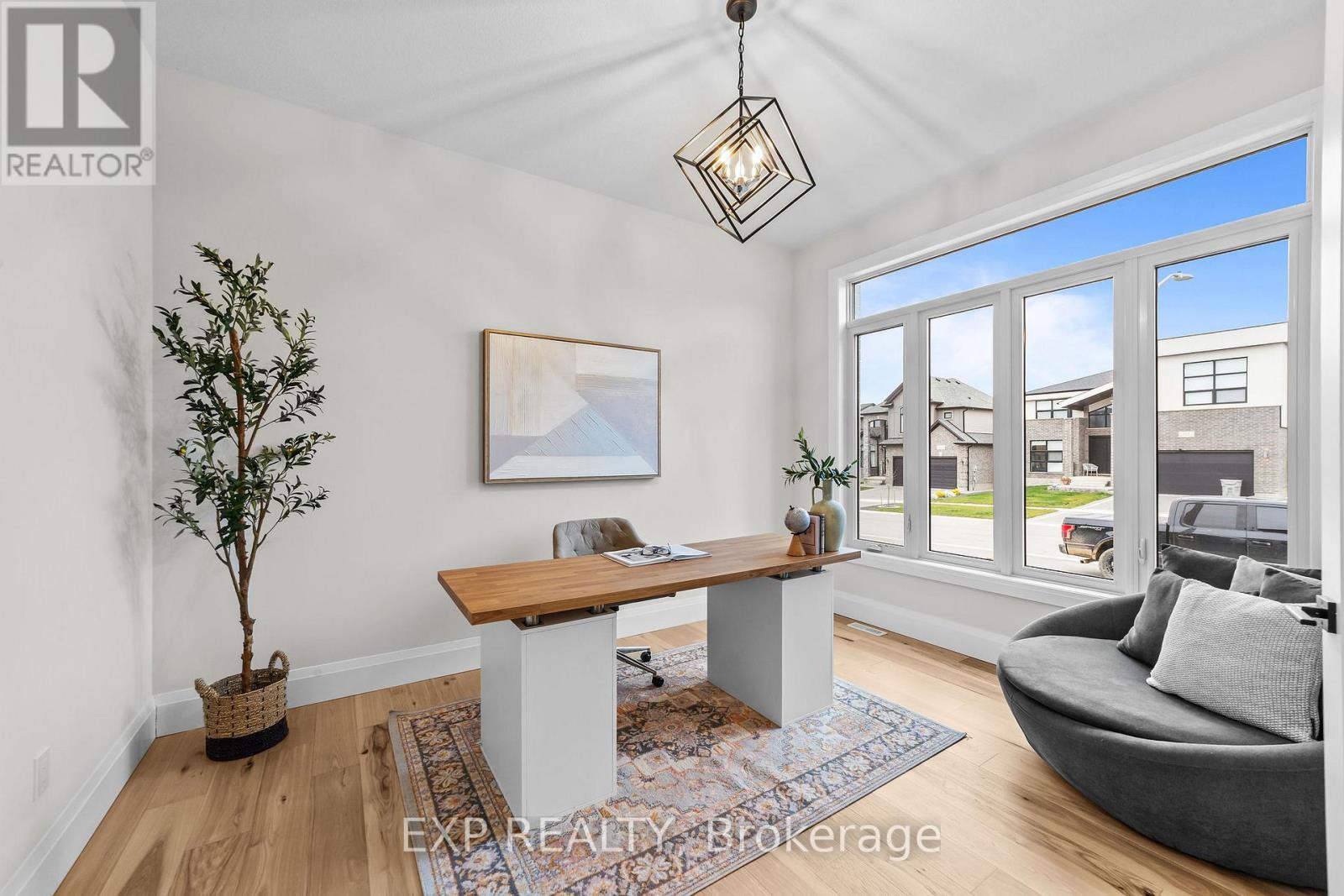 119 Daventry Way, Middlesex Centre, ON - Indoor Photo Showing Office