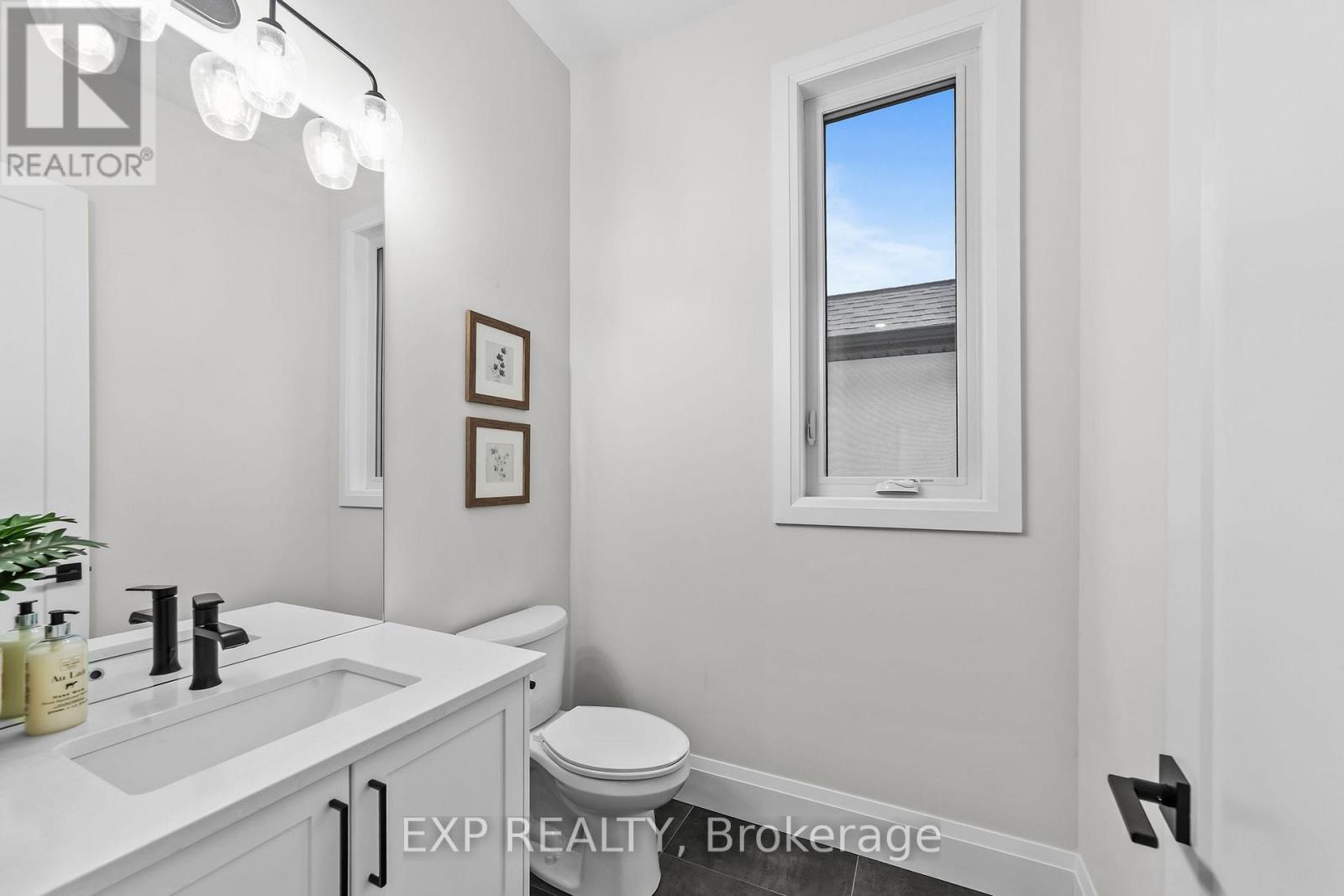 119 Daventry Way, Middlesex Centre, ON - Indoor Photo Showing Bathroom