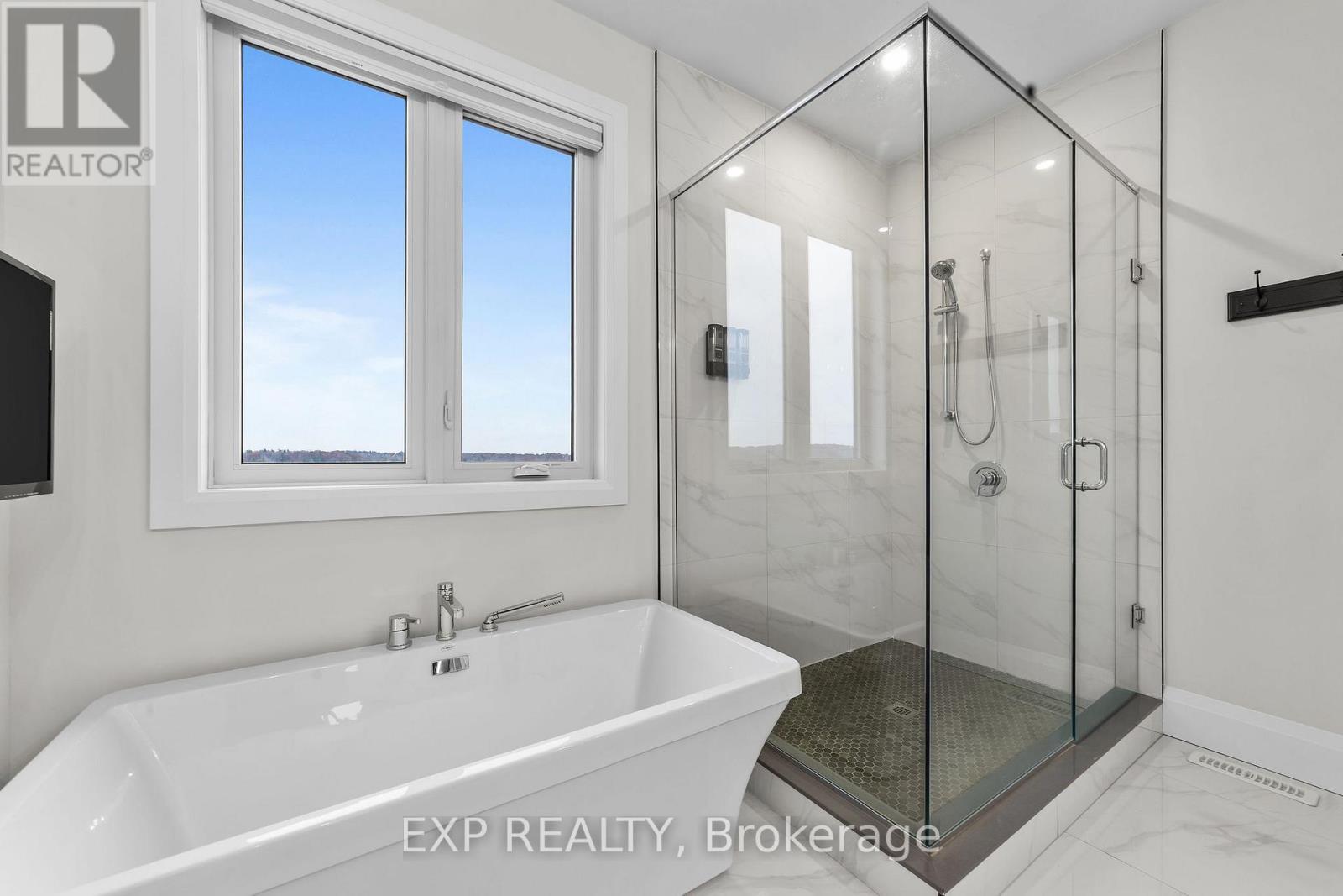 119 Daventry Way, Middlesex Centre, ON - Indoor Photo Showing Bathroom