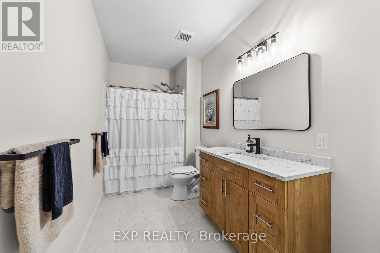 119 Daventry Way, Middlesex Centre, ON - Indoor Photo Showing Bathroom