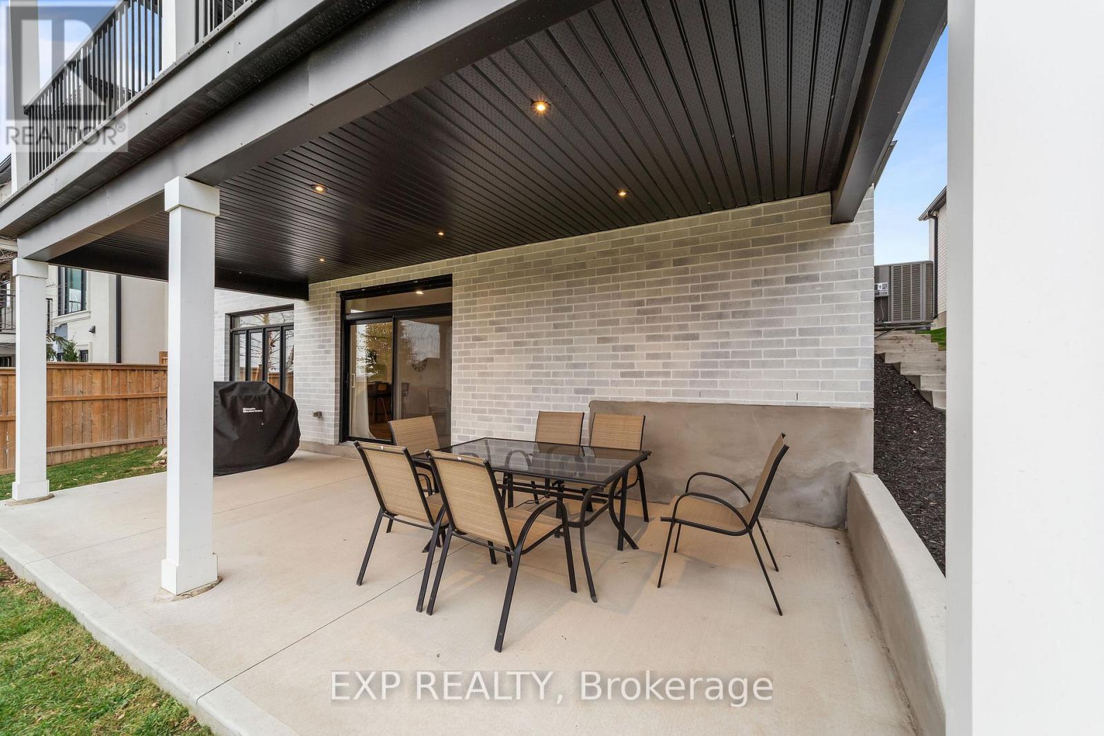 119 Daventry Way, Middlesex Centre, ON - Outdoor With Deck Patio Veranda With Exterior