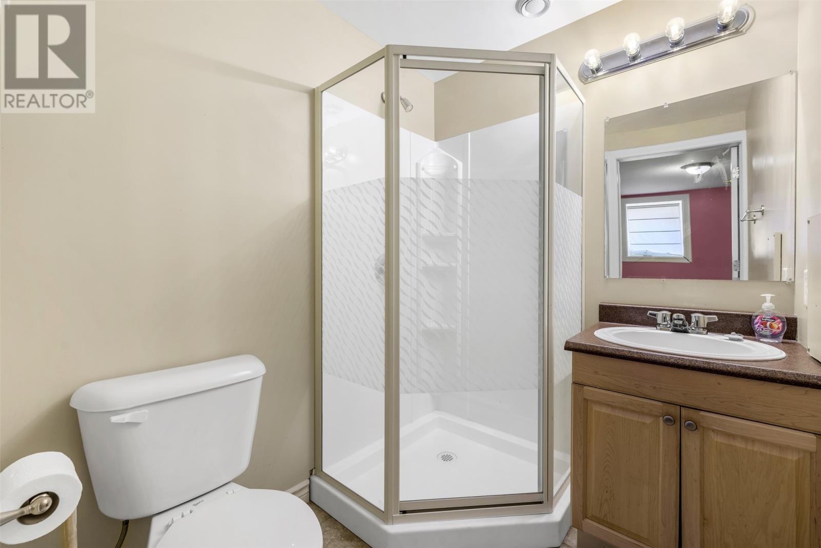 72 Brougham Drive, Paradise, NL - Indoor Photo Showing Bathroom