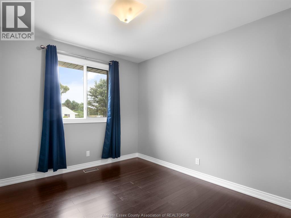 234 Renaud Line, Lakeshore, ON - Indoor Photo Showing Other Room