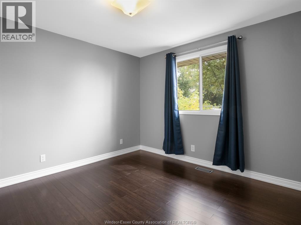 234 Renaud Line, Lakeshore, ON - Indoor Photo Showing Other Room