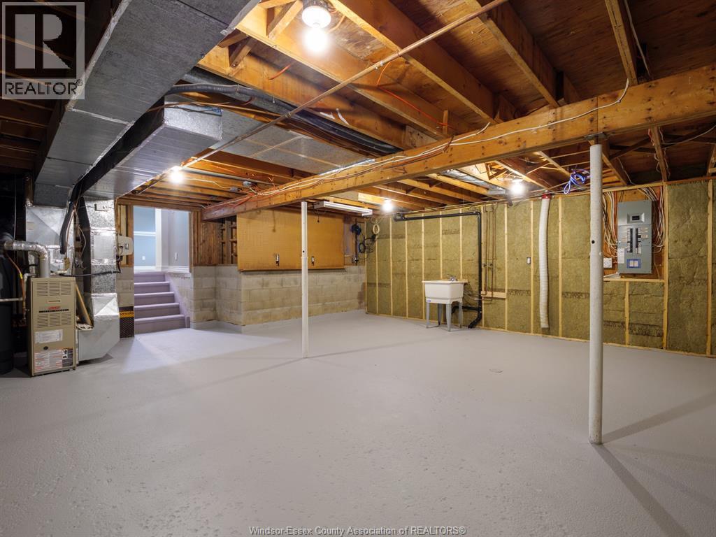 234 Renaud Line, Lakeshore, ON - Indoor Photo Showing Basement