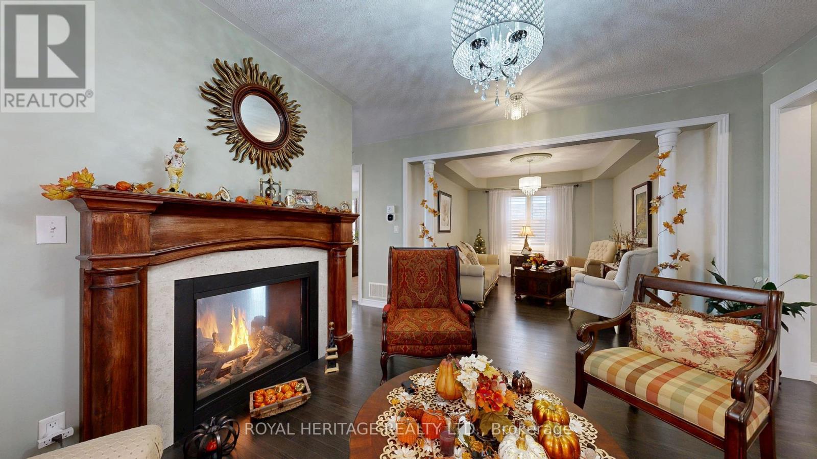 Two Way Gas Firewall place between family & living - 976 Avery Avenue, Peterborough (Monaghan Ward 2), ON - Indoor Photo Showing Living Room With Fireplace