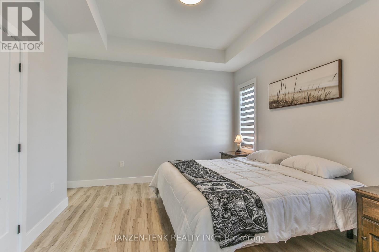 8 Charles Court, Bayham (Port Burwell), ON - Indoor Photo Showing Bedroom