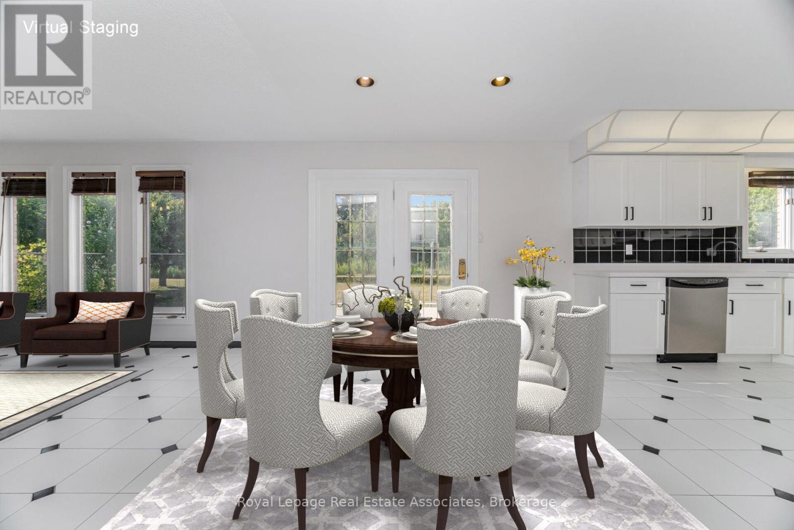 100 National Drive, Hamilton, ON - Indoor Photo Showing Dining Room