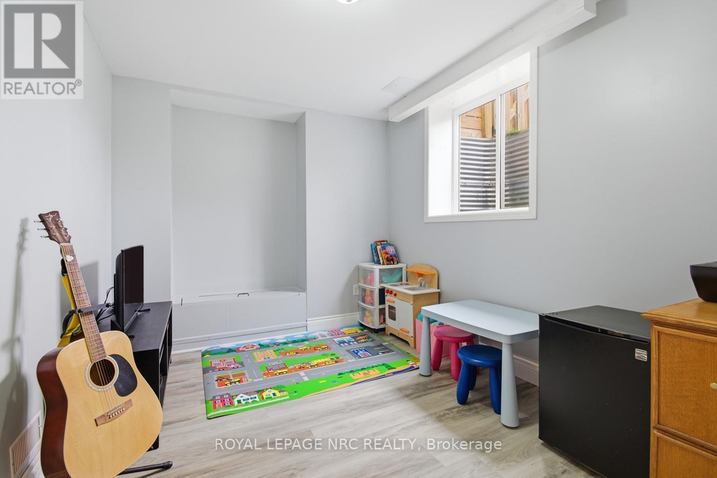 6 Apollo Drive, Port Colborne (Main Street), ON - Indoor