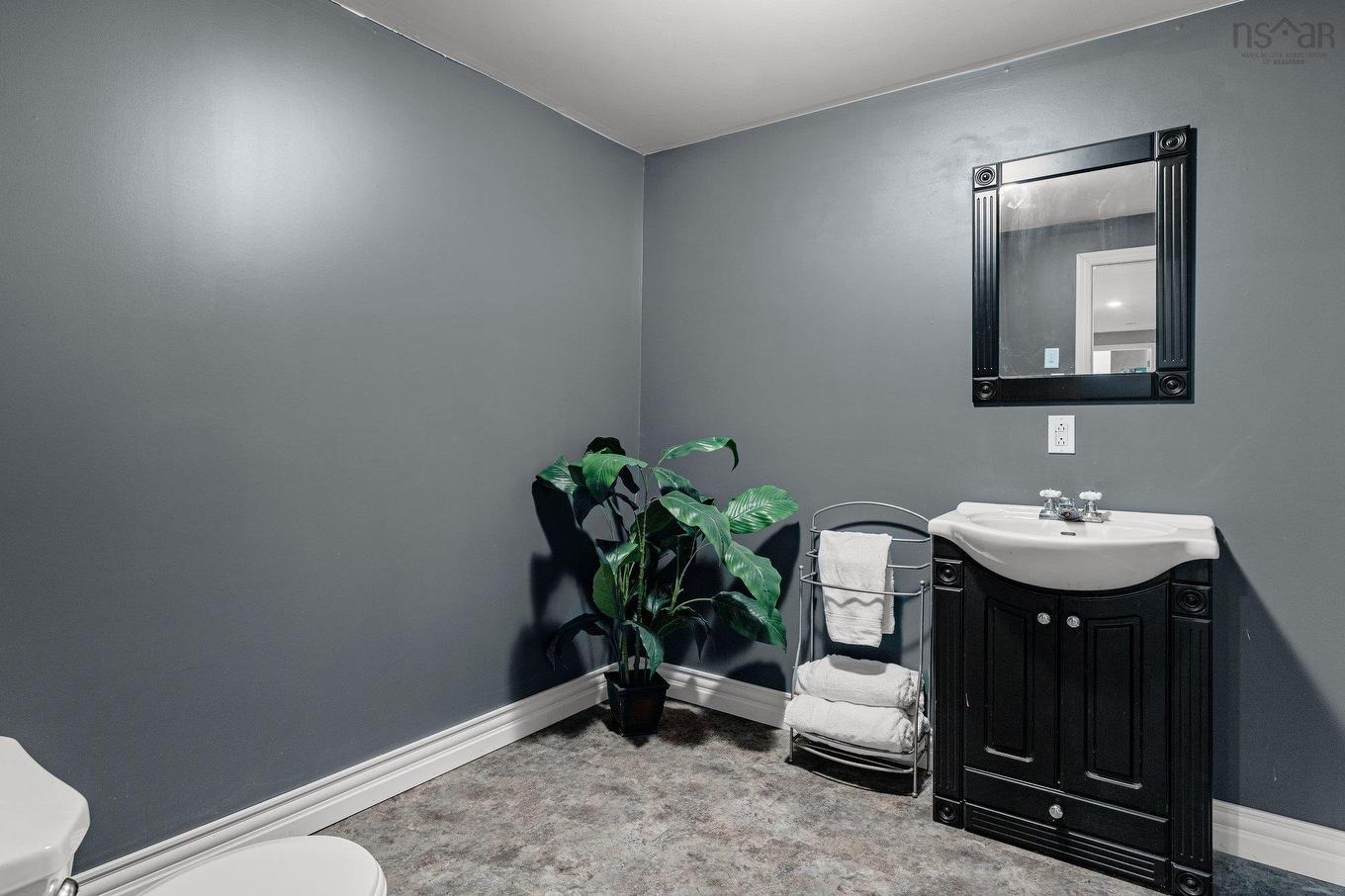 158 Thomas Street, Enfield, NS