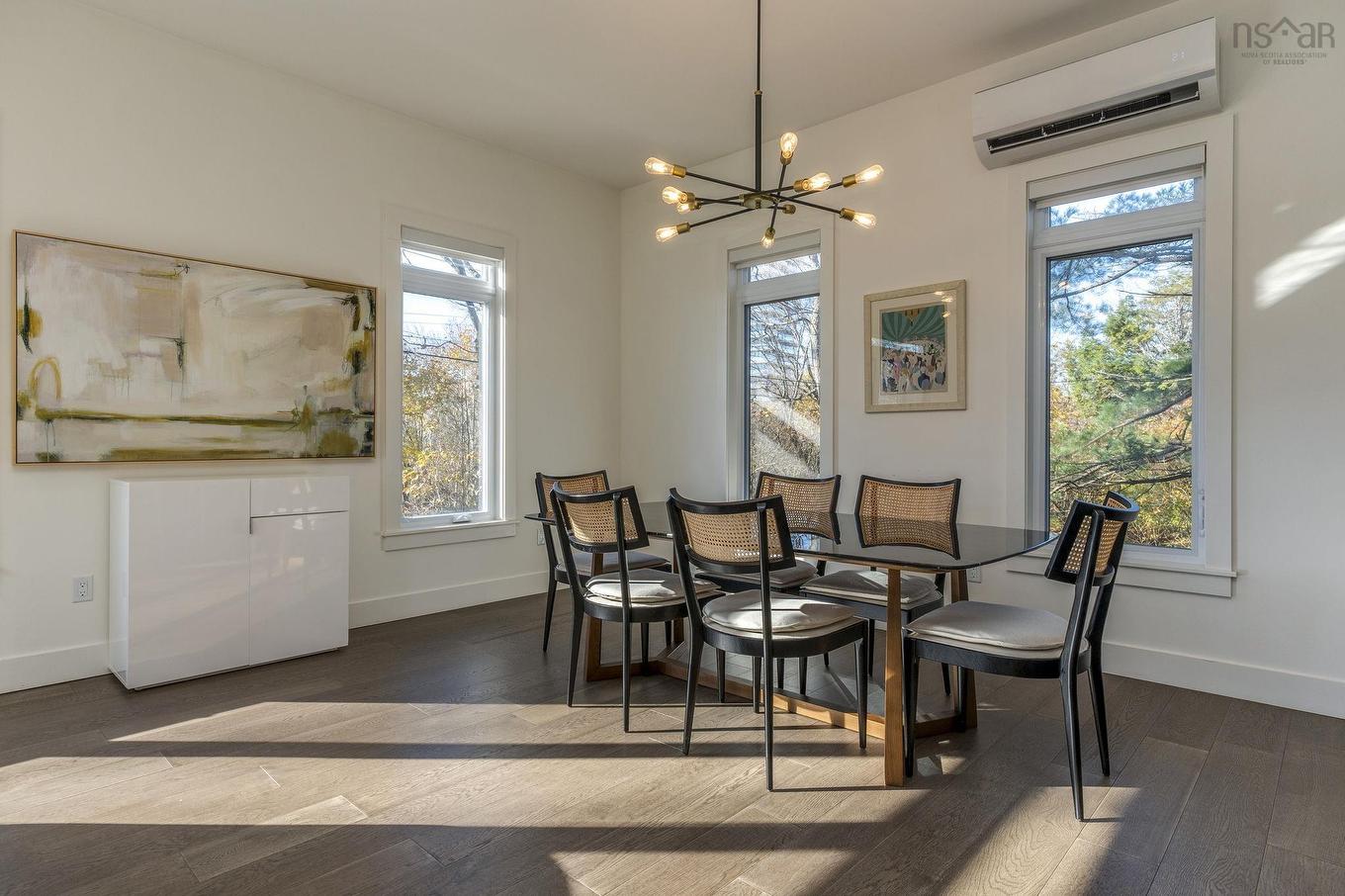 2405 Roosevelt Drive, Halifax, NS