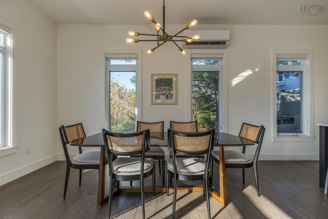 2405 Roosevelt Drive, Halifax, NS