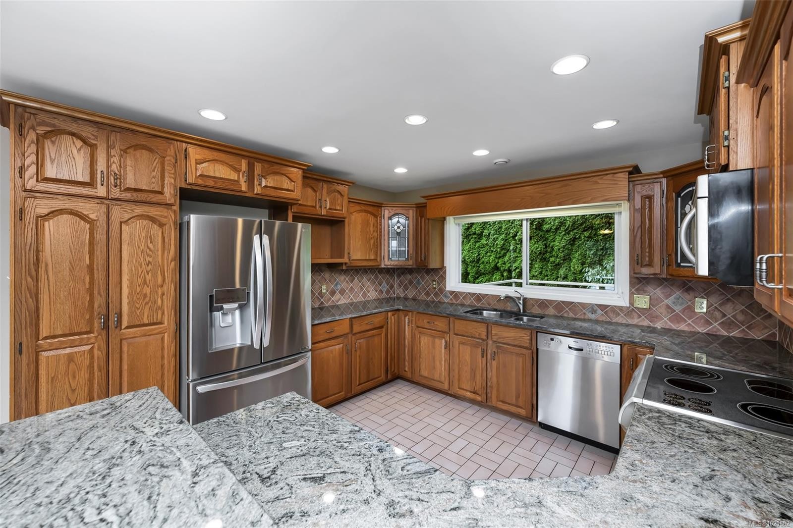 4335 Emily Carr Dr, Saanich, BC