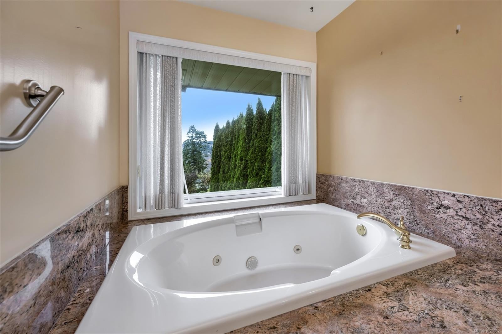 4335 Emily Carr Dr, Saanich, BC