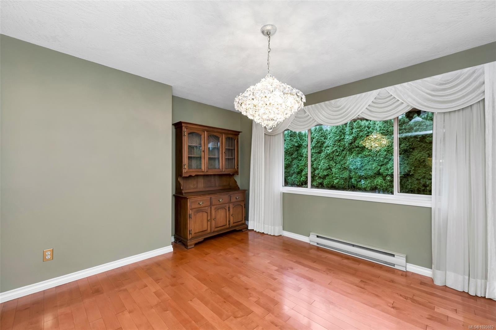 4335 Emily Carr Dr, Saanich, BC