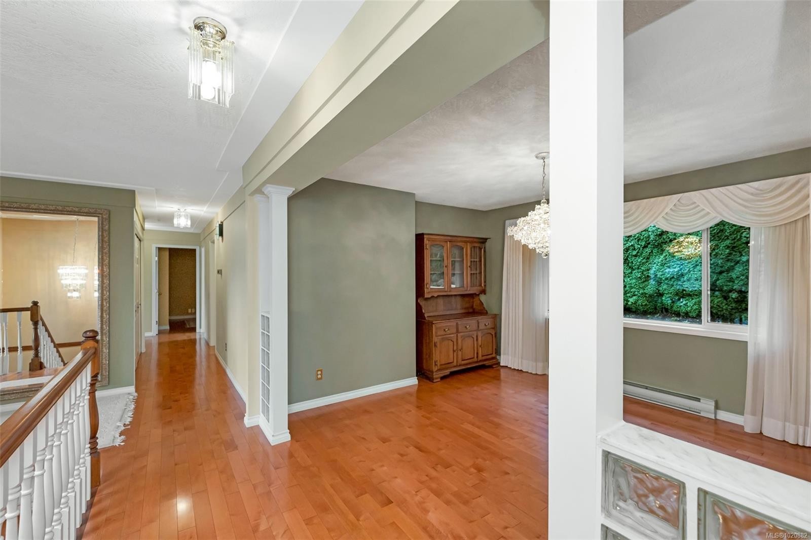 4335 Emily Carr Dr, Saanich, BC