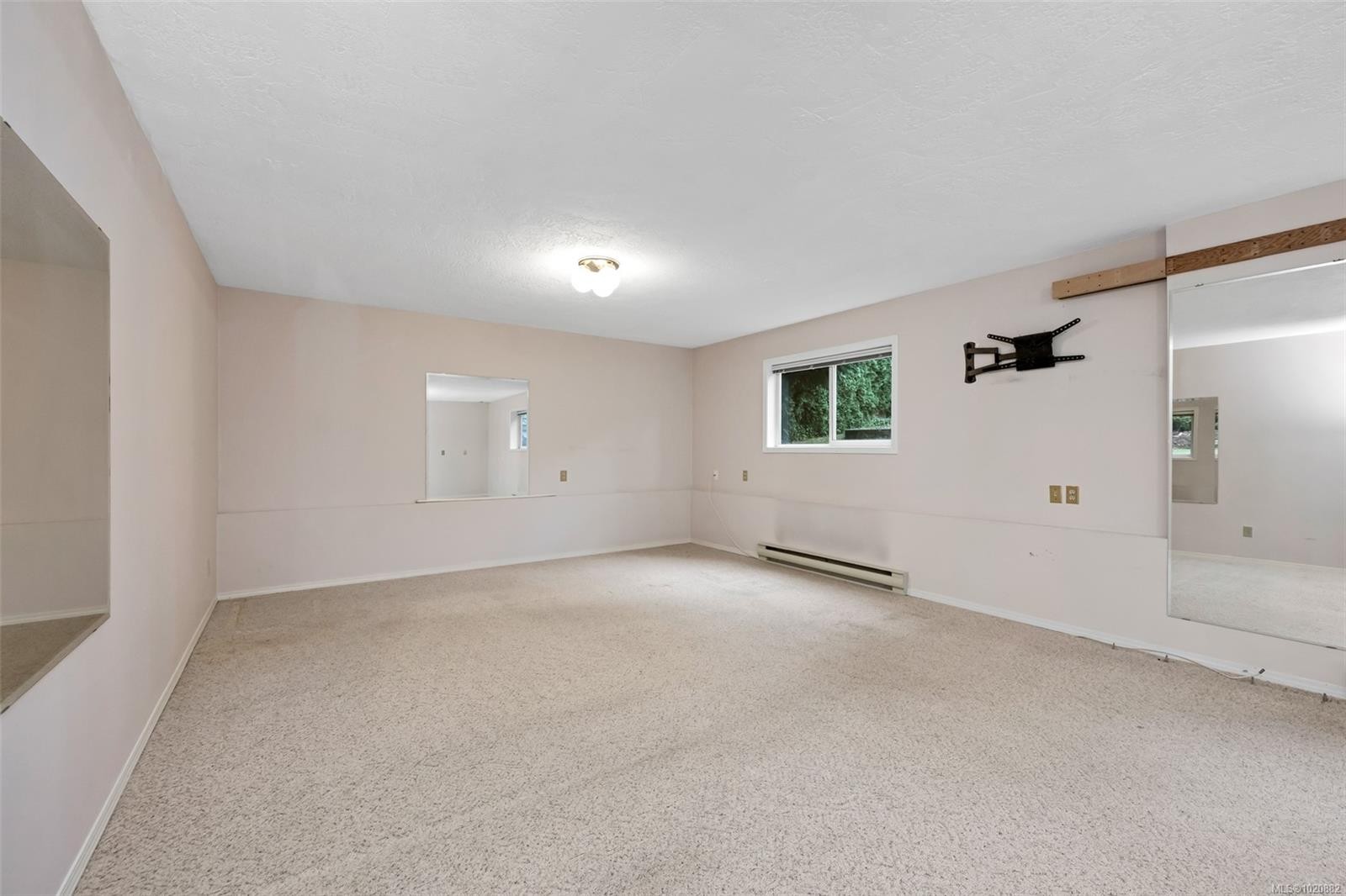 4335 Emily Carr Dr, Saanich, BC