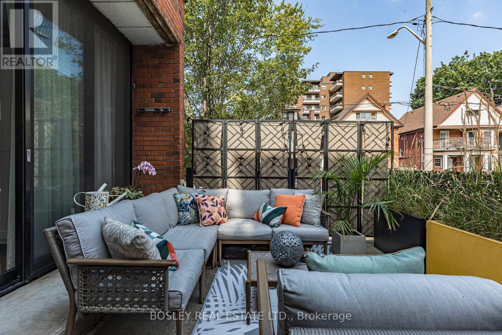 217 - 200 Stinson Street, Hamilton, ON - Outdoor