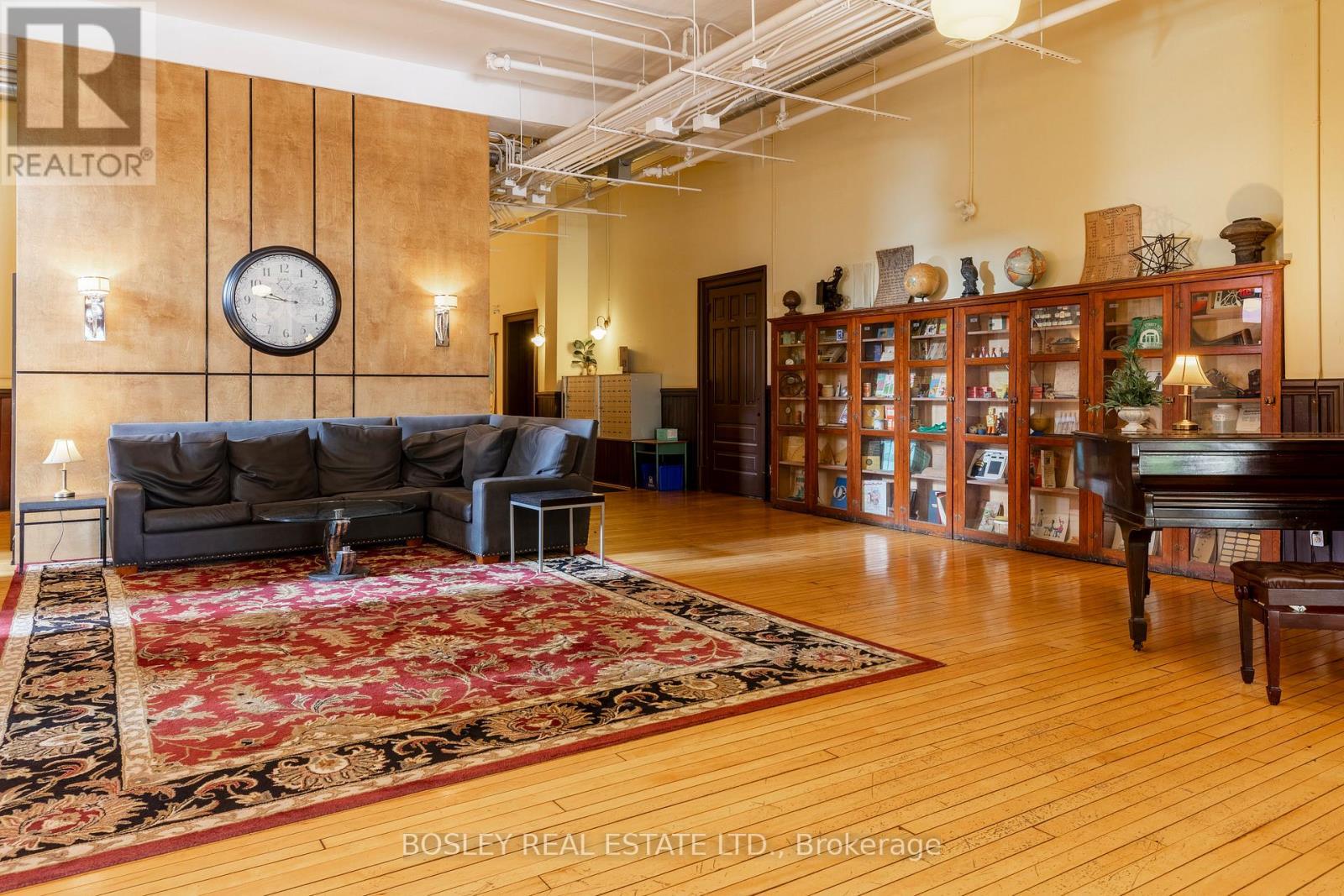 217 - 200 Stinson Street, Hamilton, ON - Indoor