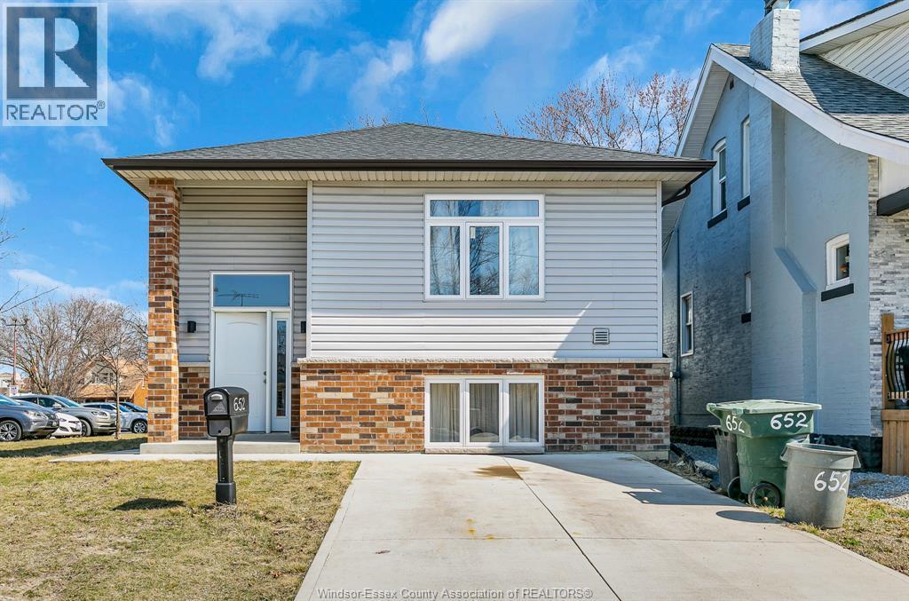 652 Bridge Unit# Lower, Windsor, ON - Outdoor