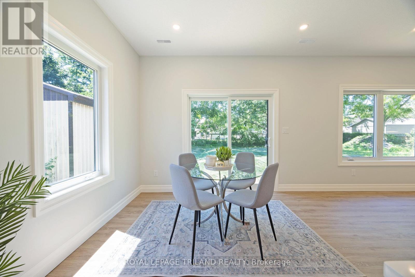 212 Nancy Street, Dutton/Dunwich (Dutton), ON - Indoor Photo Showing Dining Room