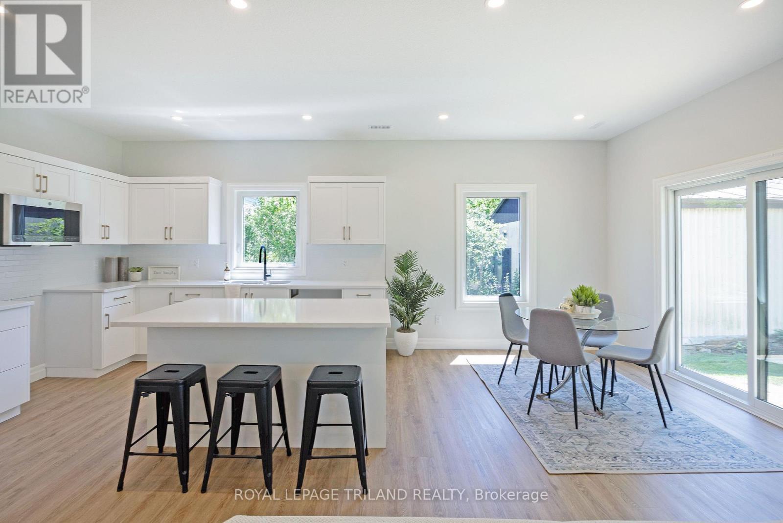 212 Nancy Street, Dutton/Dunwich (Dutton), ON - Indoor