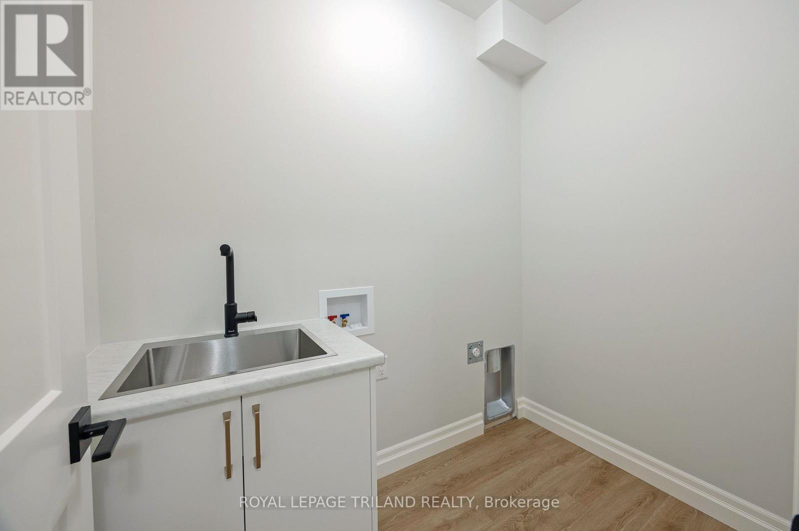 212 Nancy Street, Dutton/Dunwich (Dutton), ON - Indoor