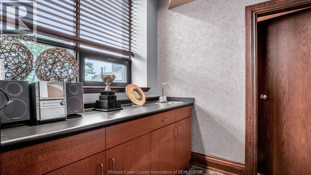 484 Pelissier Street, Windsor, ON