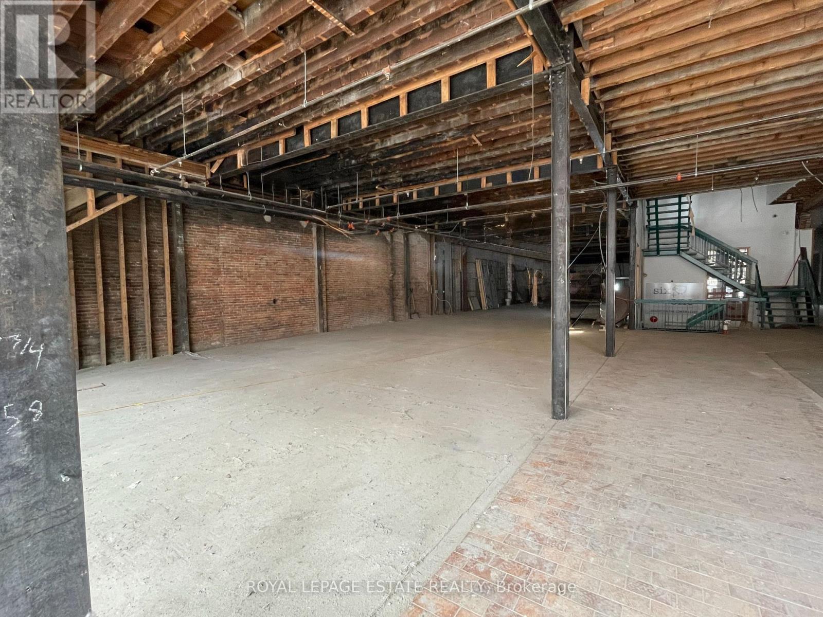 232 Front Street, Belleville, ON