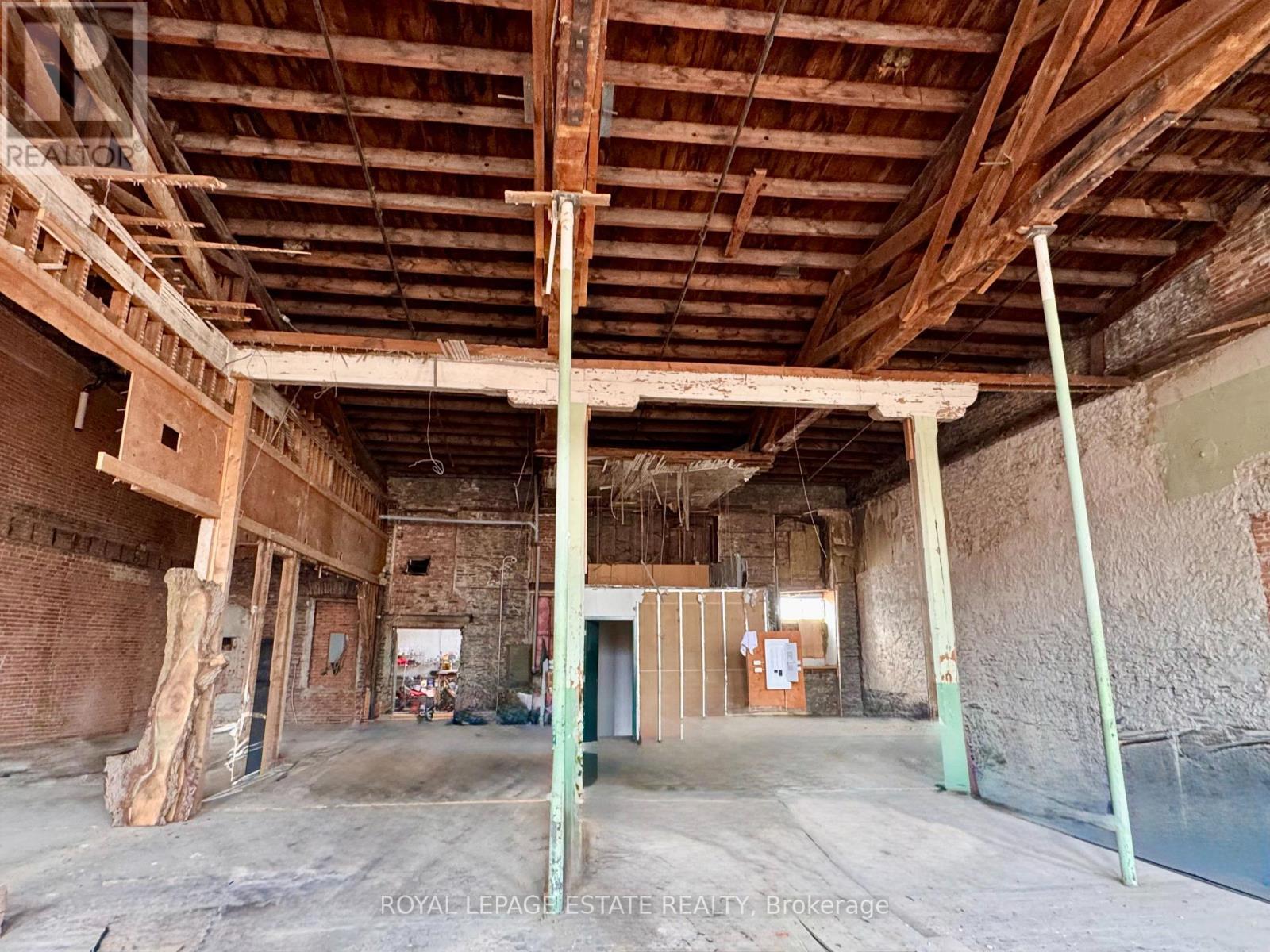 232 Front Street, Belleville, ON