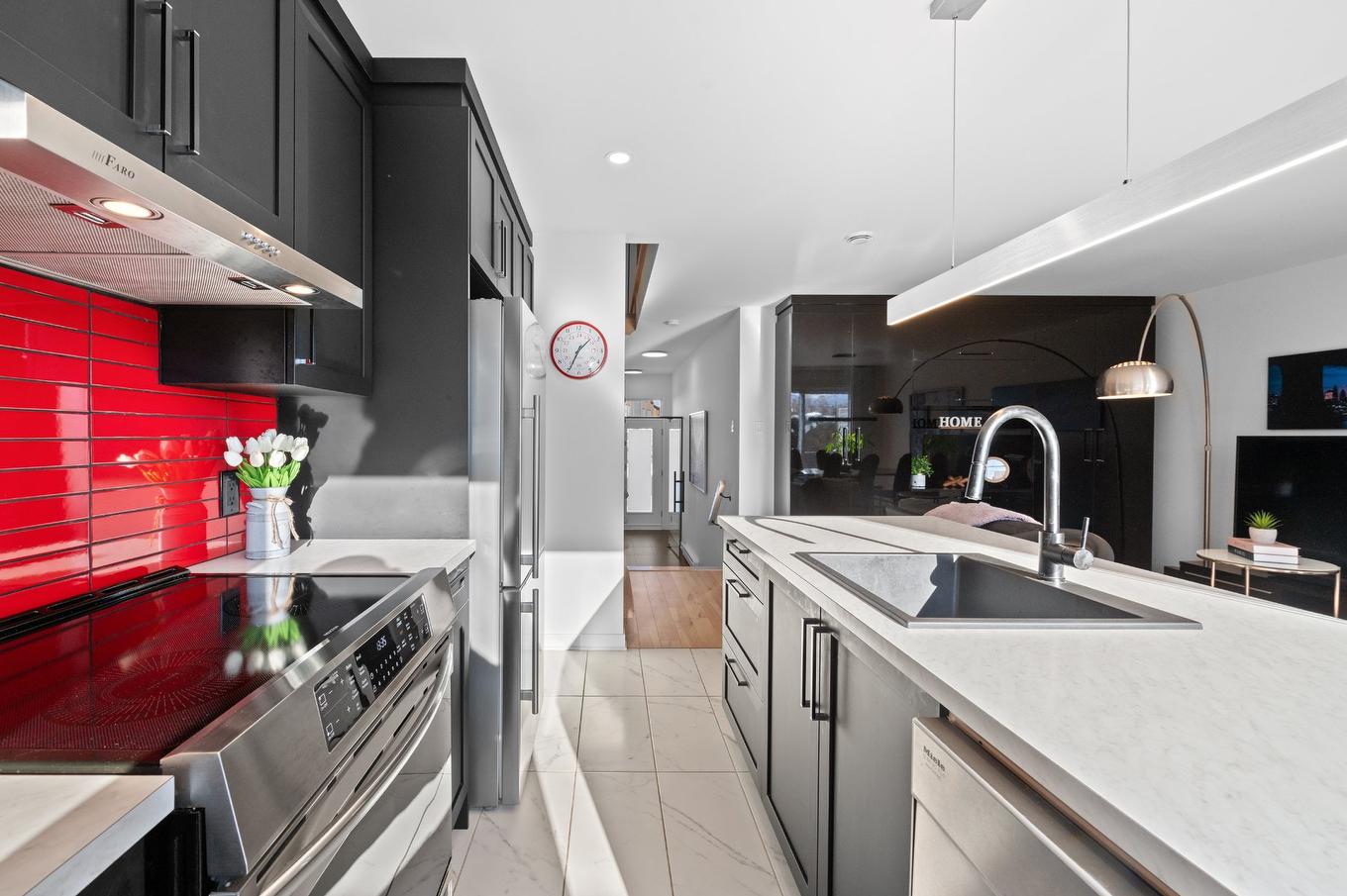 Kitchen - 13664 Rue Du Charretier, Mirabel, QC - Indoor Photo Showing Kitchen
