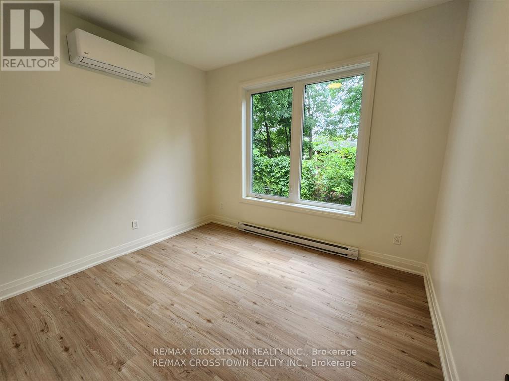Bedroom 2 - Gdn Ste - 120 Dundonald Street, Barrie, ON - Indoor Photo Showing Other Room