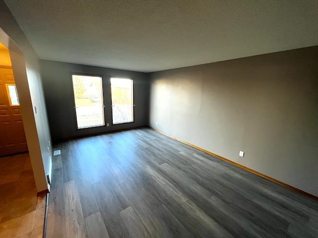 369-371 Shuniah Street, Thunder Bay, ON - Indoor Photo Showing Other Room