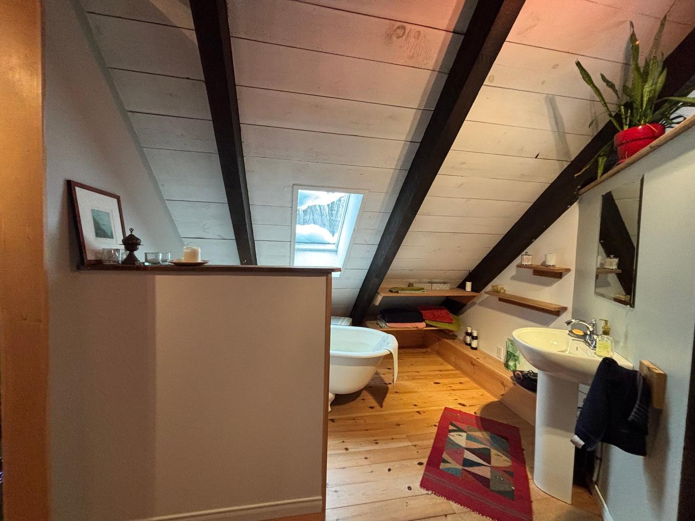 Salle de bains attenante à la CCP - 500 Ch. Élie, Sutton, QC - Indoor