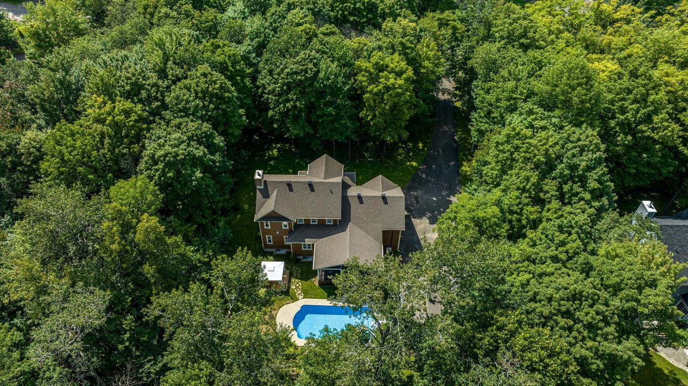 Vue d'ensemble - 746 Crois. Adèle, Prévost, QC - Outdoor With In Ground Pool