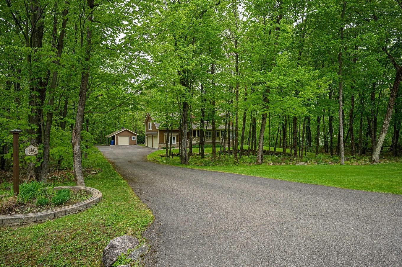 Façade - 746 Crois. Adèle, Prévost, QC - Outdoor