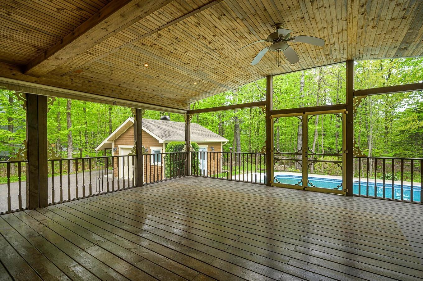 Véranda - 746 Crois. Adèle, Prévost, QC - Outdoor With Deck Patio Veranda With Exterior