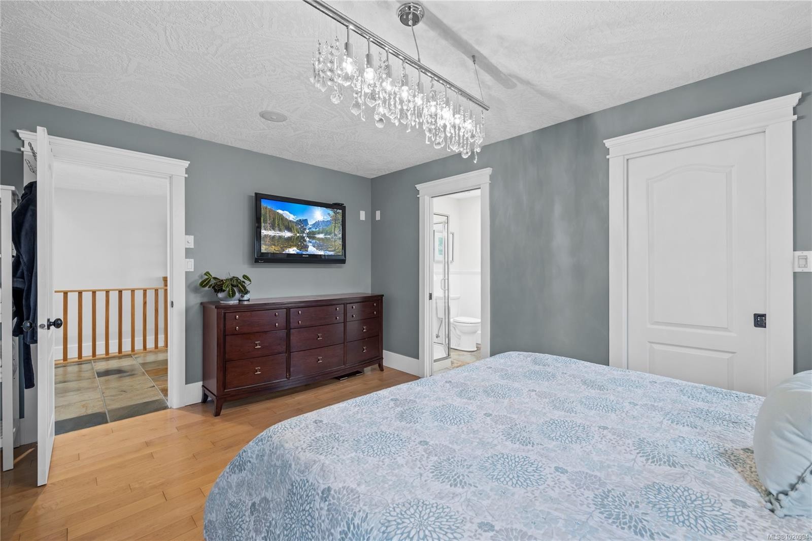 5670 Malibu Terr, Nanaimo, BC