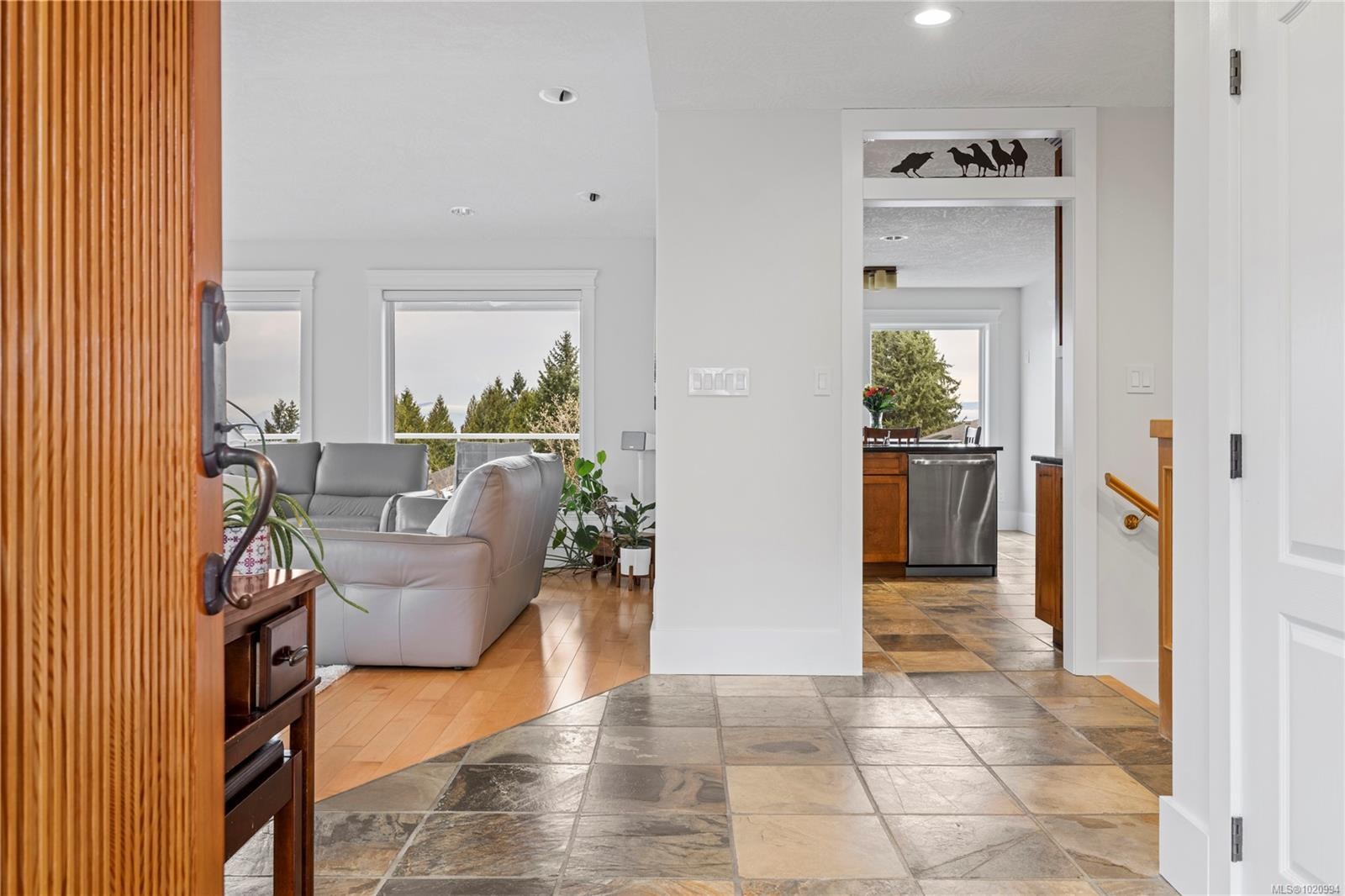 5670 Malibu Terr, Nanaimo, BC