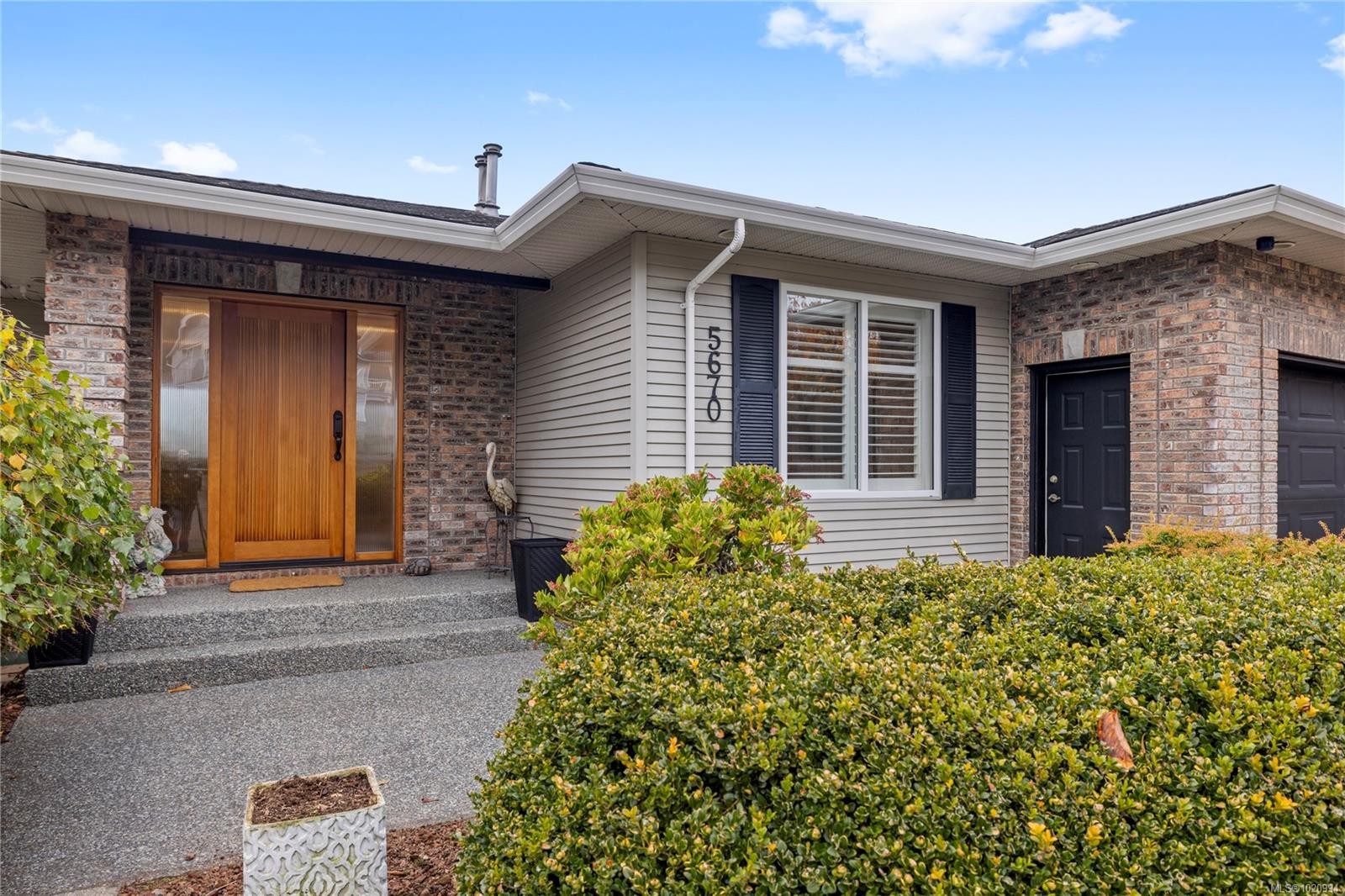 5670 Malibu Terr, Nanaimo, BC