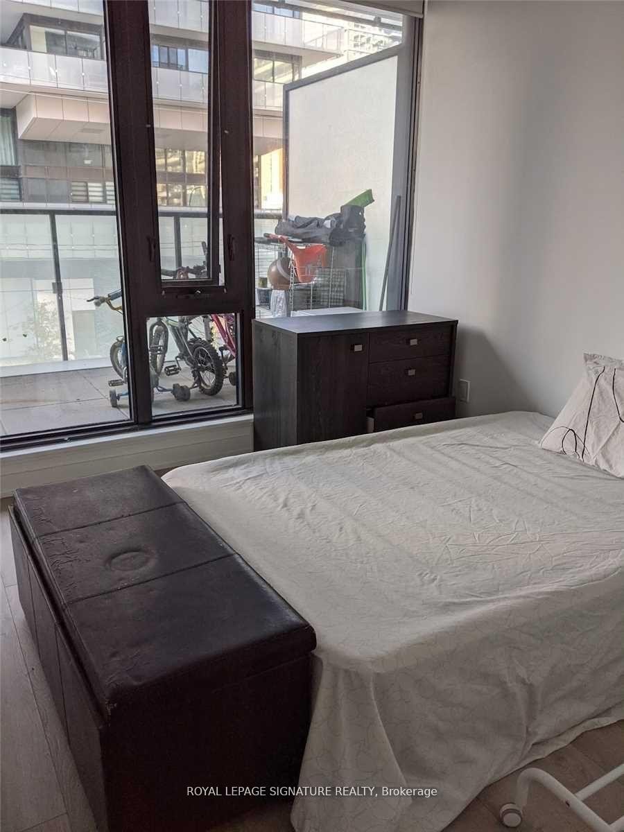 201-185 Roehampton Avenue, Toronto, ON - Indoor Photo Showing Bedroom