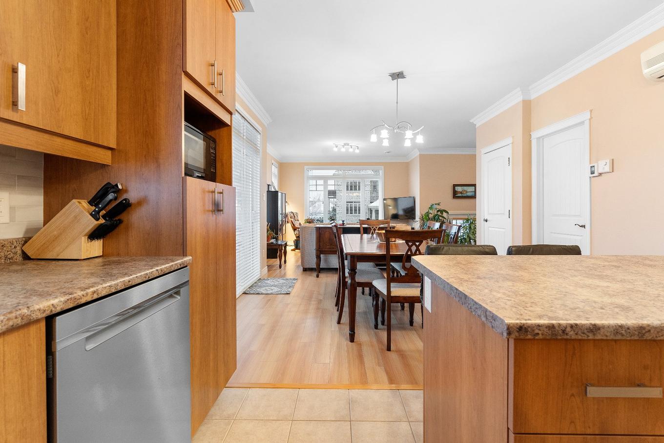 Kitchen - 238 Rue Elzéar-Verreault, Québec (Beauport), QC - Indoor Photo Showing Kitchen