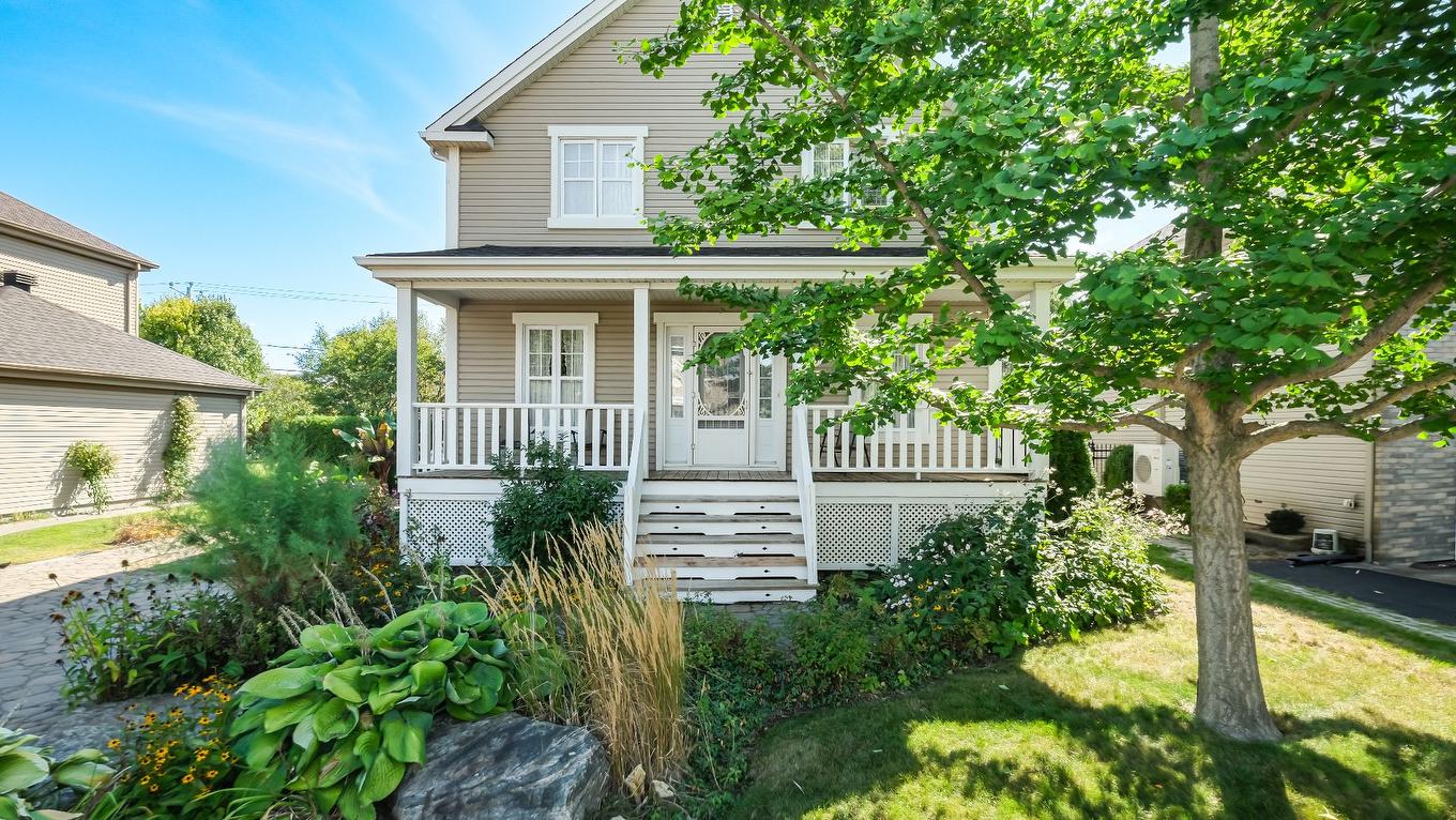 Façade - 1303 Rue Adrien-Brien, Chambly, QC - Outdoor With Deck Patio Veranda