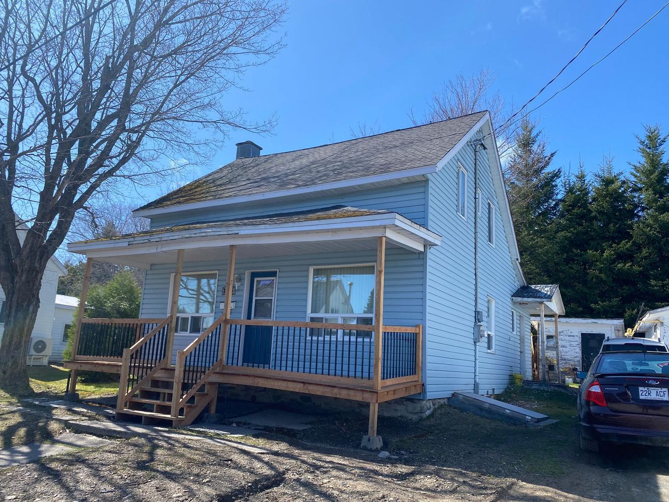 Frontage - 275 14E Rue E., East Broughton, QC - Outdoor With Deck Patio Veranda