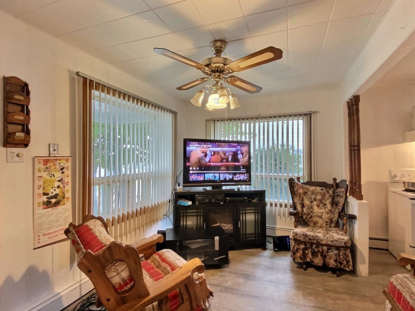 Living room - 275 14E Rue E., East Broughton, QC - Indoor