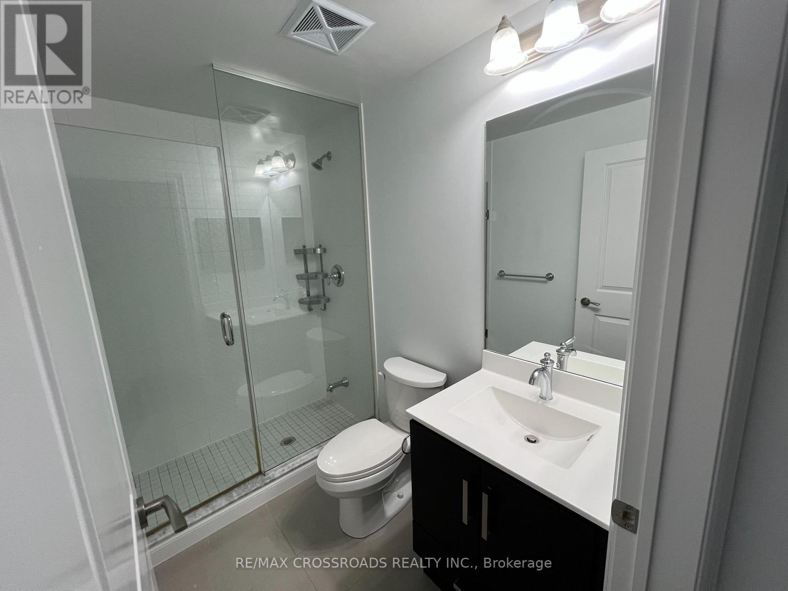 502 - 38 Cedarland Drive, Markham, ON - Indoor Photo Showing Bathroom
