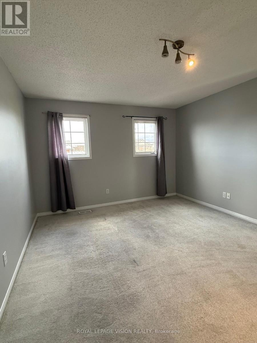 594 Flagstone Court, Oshawa, ON - Indoor Photo Showing Other Room