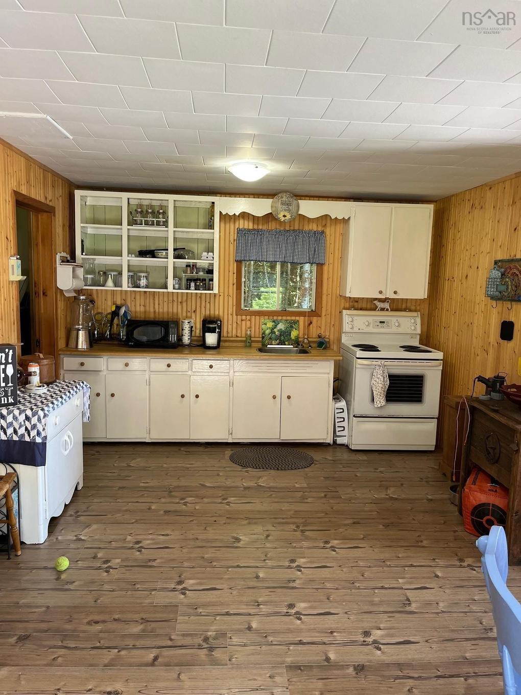 252 Brushes Lane, Richmond, NS